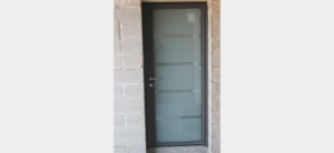 Porte d’entrée vitrée ALU sablée contemporain