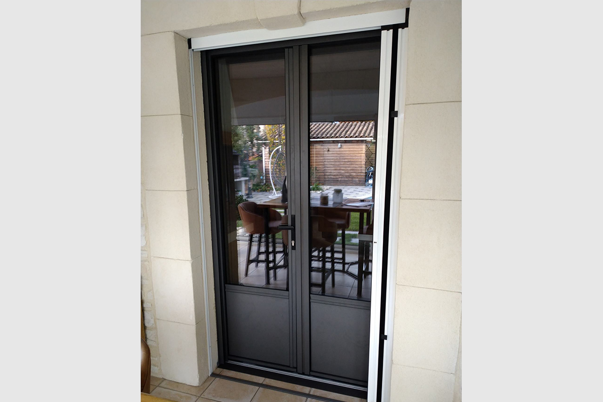 porte-fenetre-aluminium-gris-sable