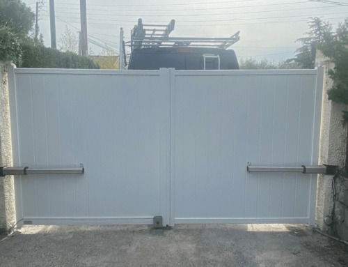 Portail battant aluminium