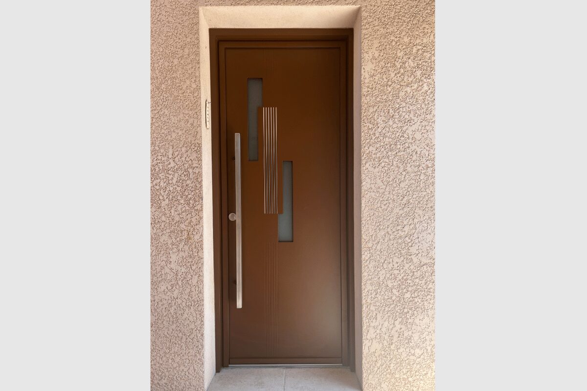 Porte d'entrée aluminium coloris mars2525